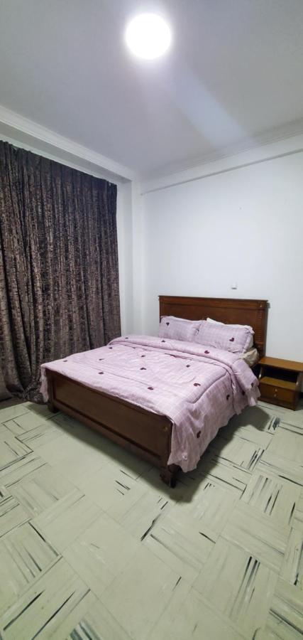 Cozy 1-Bedroom Luxury Apartment Addis Abeba Esterno foto