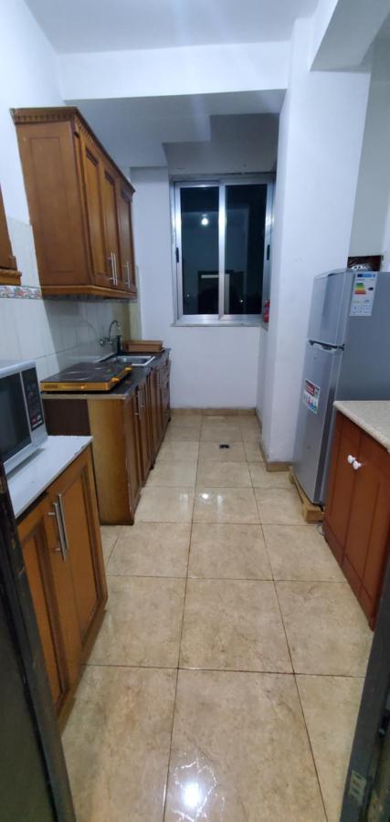 Cozy 1-Bedroom Luxury Apartment Addis Abeba Esterno foto